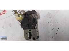 AUDİ A3 8V 8P BAGAJ KİLİDİ
