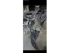 735279115 Doblo 04/ 10 model ön cam ızgarası