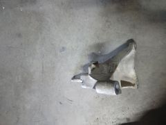 98ab7m125 Ford connect sanzuman ayağı cıkma orjinal