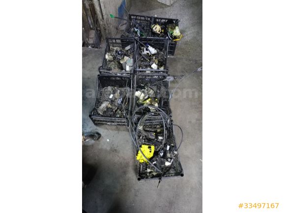 Doblo 05 /06 model sağ ön kapı kilidi çıkma orijinal