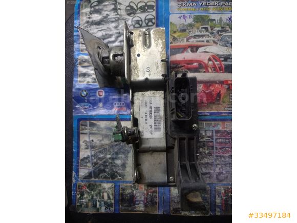 2T1AV21813 BF Ford Connect sol ön kapı kilidi orjinal