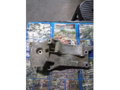 036145169G Polo 1.4 16 valf klima kompresör bağlantı ayağı