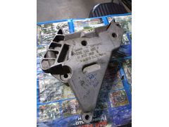 03G199207F Jetta Passat 1.9 dizel motor ayağı