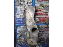 8D0199307P Volkswagen Passat B5 kasa motor bağlantı ayağı