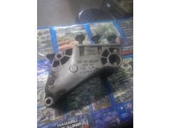 038199207AFTransporter T5 1.9 motor bağlantı ayağı