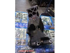 7700272322 clio megane 1.6/8v direksiyon pover ayağı