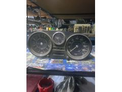 Mercedes 115 kasa 220 benzinli gösterge paneli