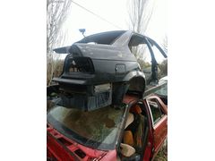 BMW E36 sağ arka çamurluk kesme orijinal