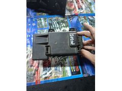 6X0 937 550 Polo motor içi klima fanı sigorta kutusu