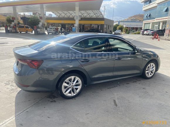 97.binde Skoda Octavia 1.5 e-Tec Premium 2021