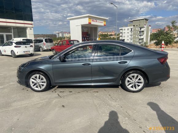 97.binde Skoda Octavia 1.5 e-Tec Premium 2021