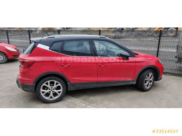 Sahibinden Seat Arona 1.0 EcoTSI FR PLUS 2024 Model 