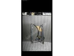 2004-12 MERCEDES VİTO SOL ÖN CAM KRİKOSU