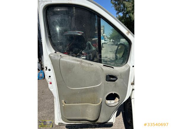 RENAULT TRAFİC OPEL VİVARO 1.9 2005 SOL ÖN KAPI DÖŞEMESİ