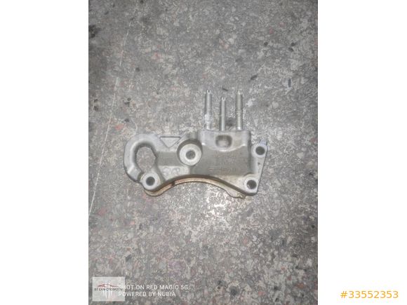 FORD COURİER MOTOR BAĞNALTI AYAĞI