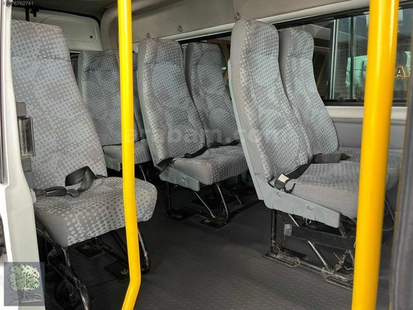 DÜŞÜK KM 2012 MODEL 250 BİNDE FORD TRANSİT 13+1 ÇİFT KLİMALI