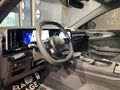 ÖNAL MOTORS'DAN LANSMAN RENK-TESLA EKRAN-CAM TAVAN
