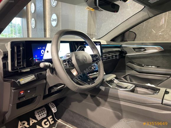 ÖNAL MOTORS'DAN LANSMAN RENK-TESLA EKRAN-CAM TAVAN