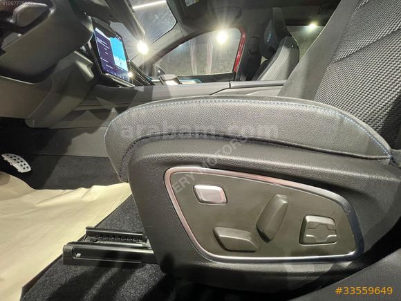 ÖNAL MOTORS'DAN LANSMAN RENK-TESLA EKRAN-CAM TAVAN