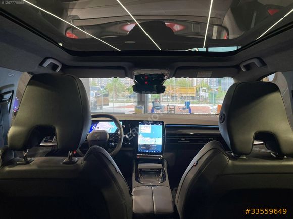 ÖNAL MOTORS'DAN LANSMAN RENK-TESLA EKRAN-CAM TAVAN
