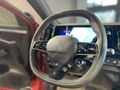 ÖNAL MOTORS'DAN LANSMAN RENK-TESLA EKRAN-CAM TAVAN