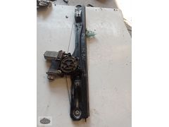 FİAT DOBLO SAG ÖN CAM KRİKOSU VE MOTORU ORJİNAL ÇIKMA PARÇA