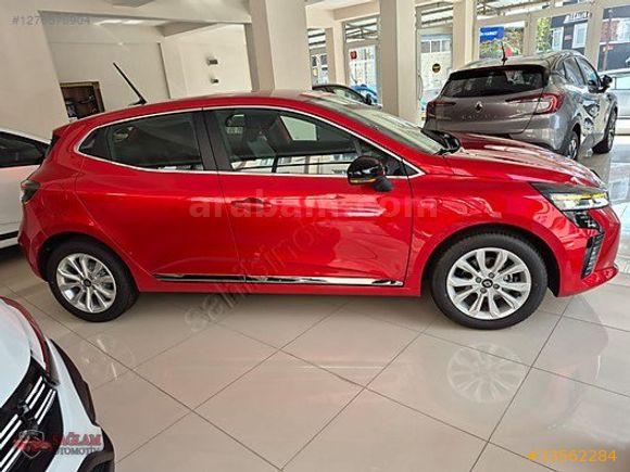 2025 MODEL HATASIZ BOYASIZ TRAMERSİZ OTOMATİK CLİO EVOLUTİON