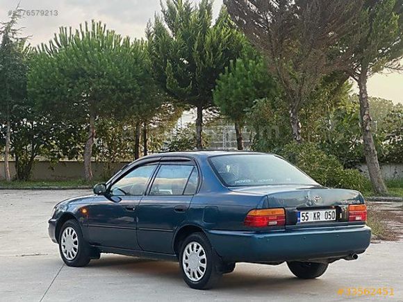TOYOTA COROLLA 1.3 XE