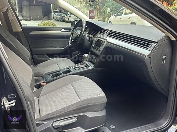 PARKGARAJ'DAN 2017 PASSAT periyodik bakımlı