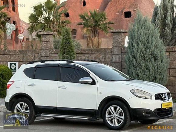 2011 QASHGAİ 1.6 TEKNA PACK CAM TAVAN HATASIZ BOYASIZ