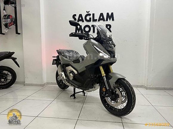 SAĞLAM MOTOR'DAN 2025 MODEL HONDA X ADV 750 GRİ RENK 0 KM