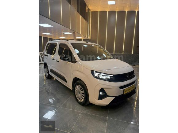 YENİ OPEL COMBO 2025 MODEL