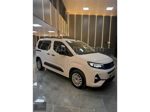 YENİ OPEL COMBO 2025 MODEL