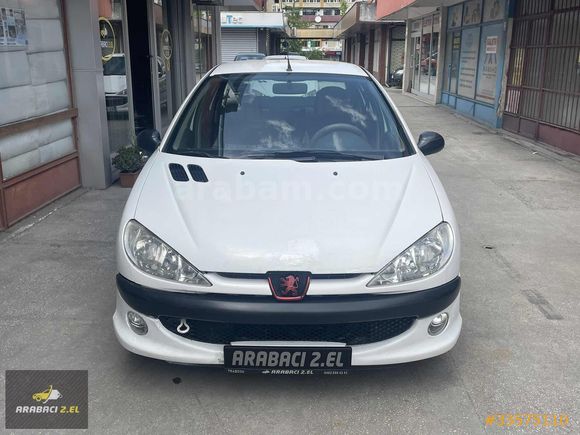 ARABACI 2.ELDEN 12 TAKSİT İMKANI 206 SEDAN