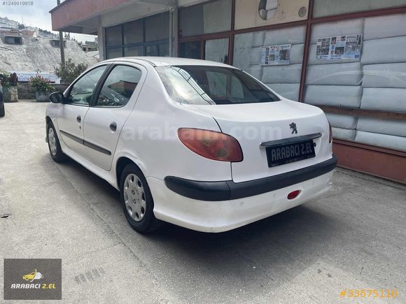 ARABACI 2.ELDEN 12 TAKSİT İMKANI 206 SEDAN