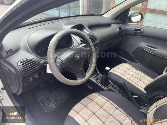 ARABACI 2.ELDEN 12 TAKSİT İMKANI 206 SEDAN