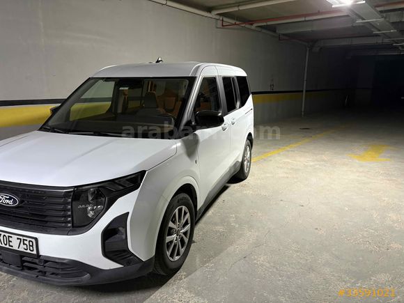 Sahibinden Ford Tourneo Courier 1.0 EcoBoost Titanium 2024 Model İstanbul 22.000 km Beyaz