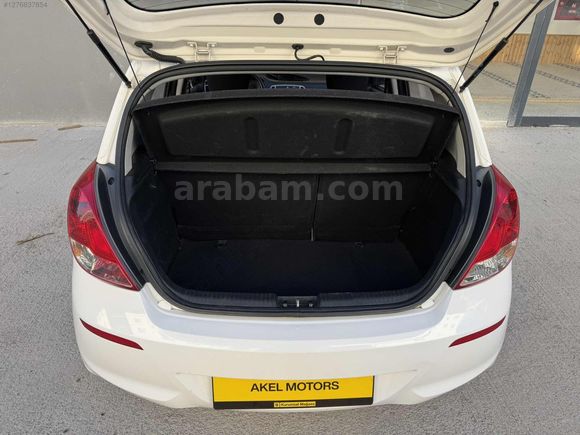 2013 HYUNDAİ İ20 1.4 CRDİ 205 KM
