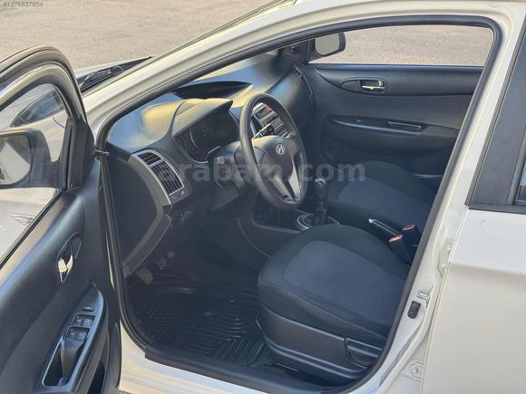2013 HYUNDAİ İ20 1.4 CRDİ 205 KM