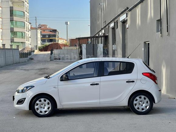 2013 HYUNDAİ İ20 1.4 CRDİ 205 KM