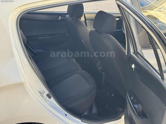 2013 HYUNDAİ İ20 1.4 CRDİ 205 KM