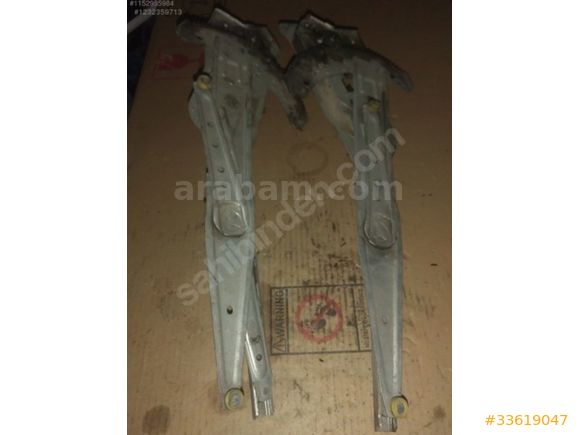 Renault Kangoo Sağ Ön Cam Krikosu