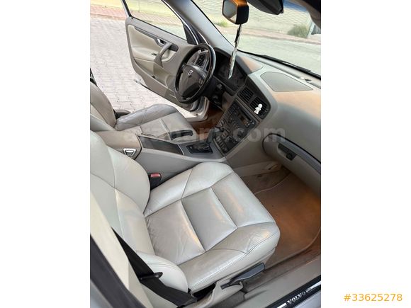 Volvo S60 2.5T AWD
