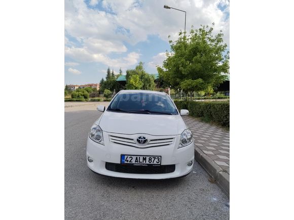 Sahibinden Toyota Auris 1.6 Comfort Extra Tam Otomatik 2011 Model