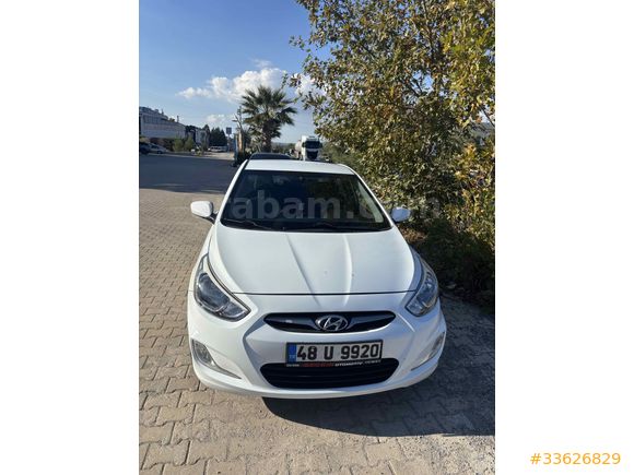 Sahibinden Hyundai Accent Blue 1.4 D-CVVT Mode Plus 2015 Model 