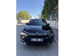 Sahibinden Citroen C4 1.2 PureTech Shine 2023 Model 
