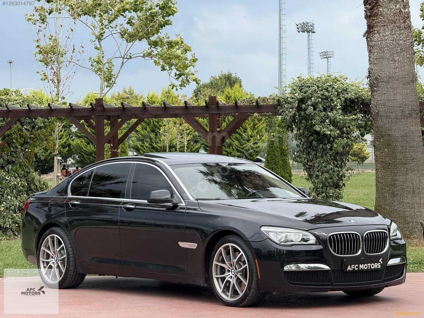 Galeriden BMW 7 Serisi 750i 2010 Model Samsun 300.000 km Siyah 4