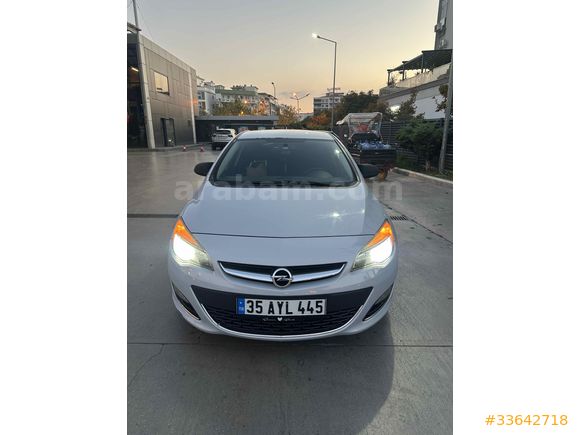 DEĞİŞENSİZ, EKSTRALI, LANSMAN RENGİ OPEL ASTRA J
