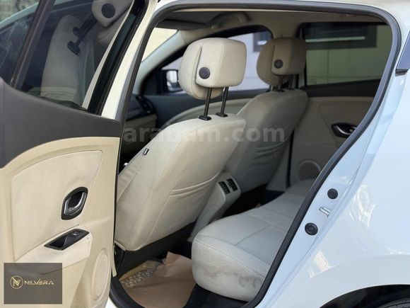 NİLVERA MOTORS'DAN 1.5 DCİ 110'LUK TEMİZ MEGANE