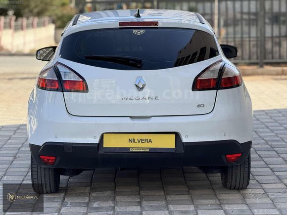 NİLVERA MOTORS'DAN 1.5 DCİ 110'LUK TEMİZ MEGANE